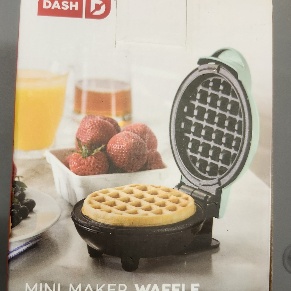 Dash Mini Waffle Maker in Black and Mint